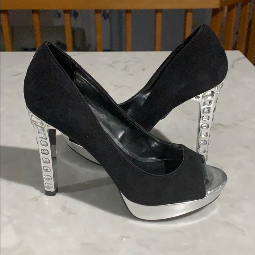 New beautiful Vera Wang shoes no box